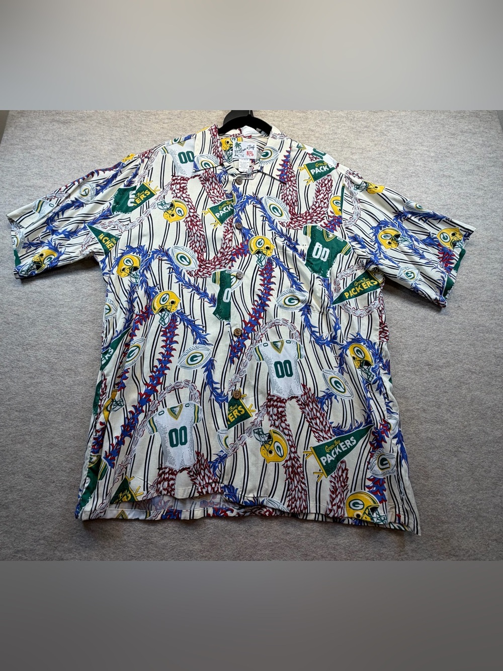 Vintage Green Bay Packers Surf & Turf NFL Hawaiian Shirt Size M Rayon